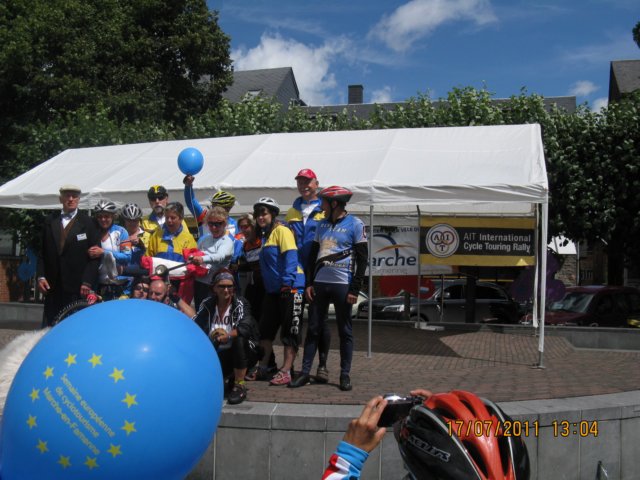 viizlotuectmarcheenfamennebelgia063.jpg